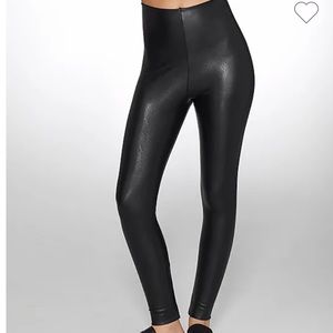 COMMANDO PERFECT CONTROL FAUX LEATHER LEGGINGS